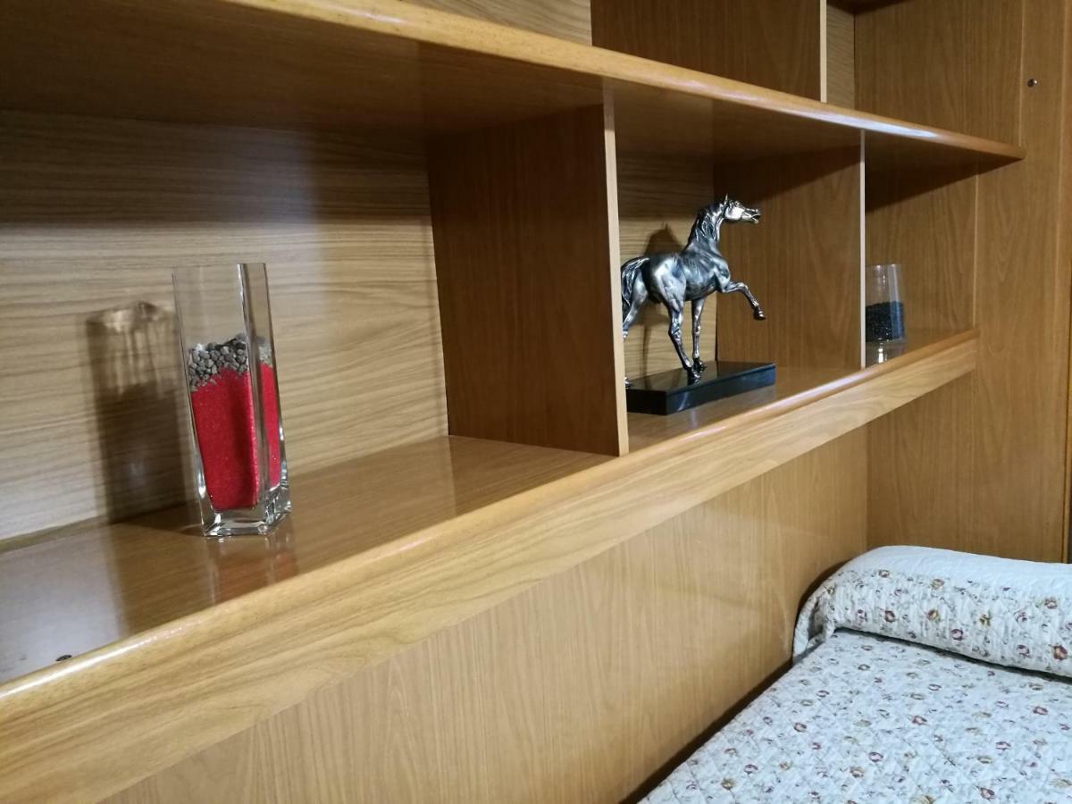 Apartament Sleepin Triana Sewilla Zewnętrze zdjęcie