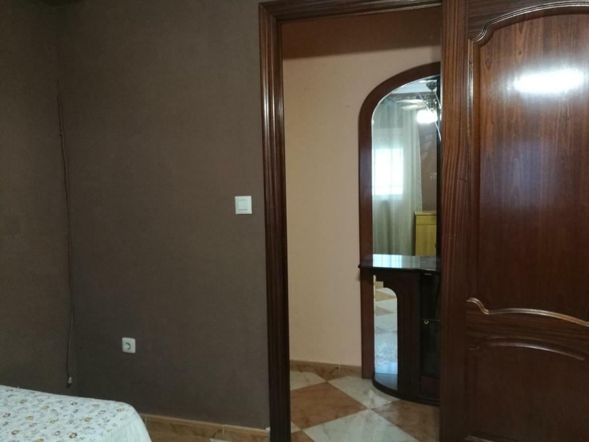 Apartament Sleepin Triana Sewilla Zewnętrze zdjęcie